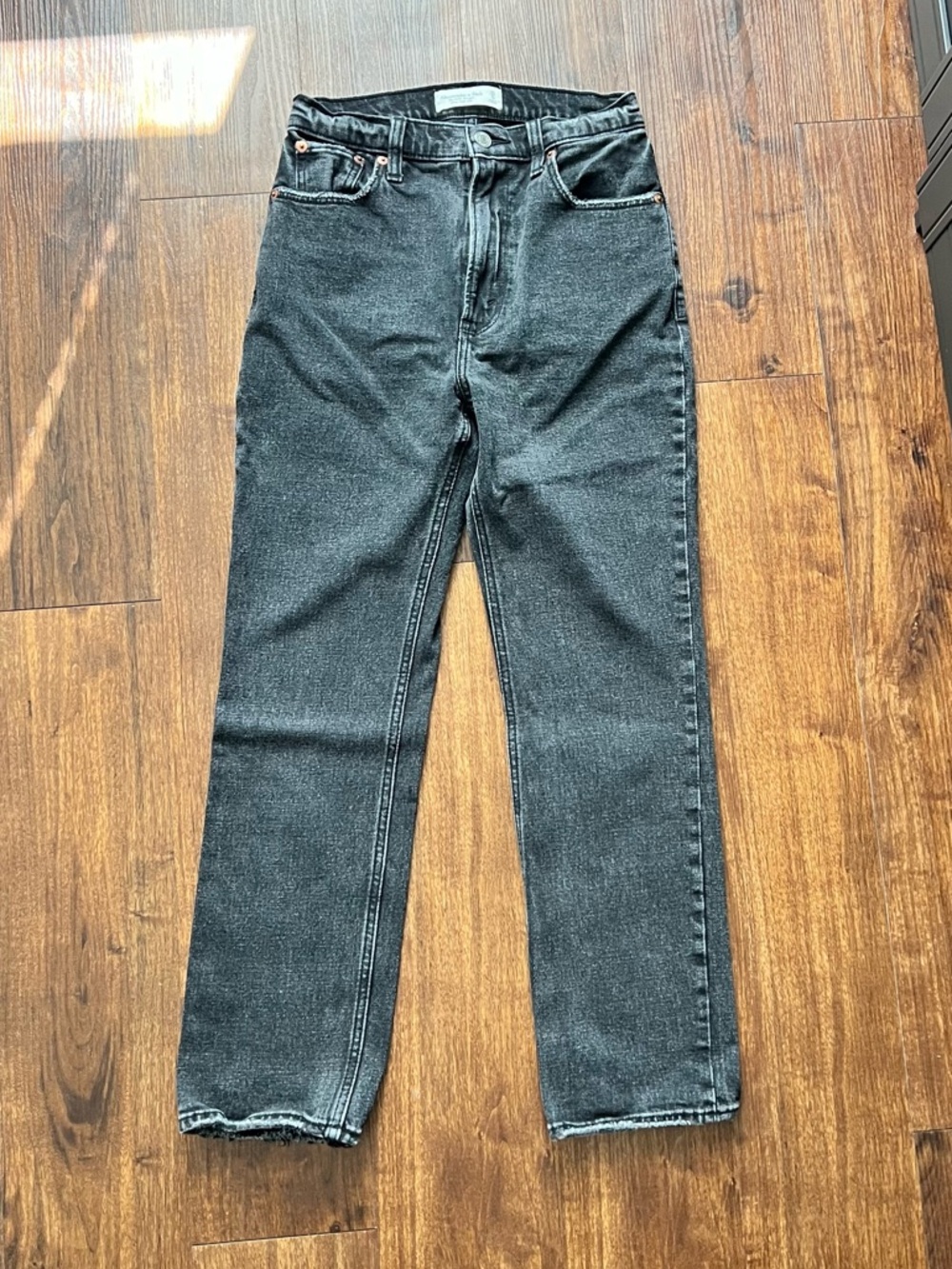 Abercrombie & Fitch The Ankle Straight Ultra High Rise Black Jeans Size 25/0R